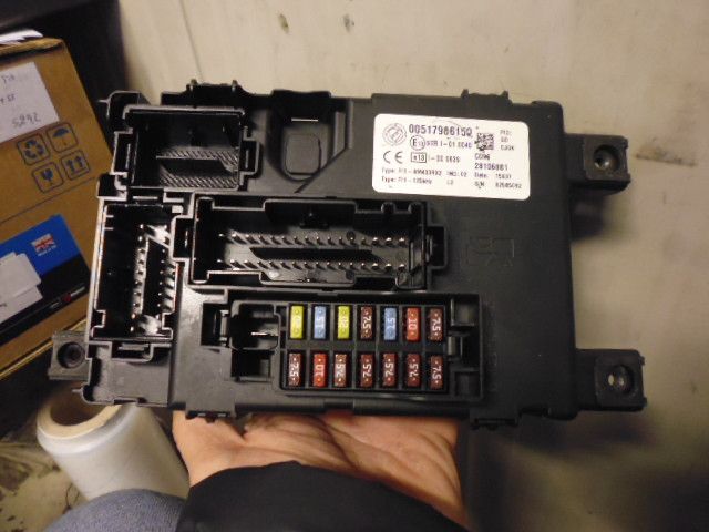 Centralina body computer 00517986150 per Fiat Grande Punto.