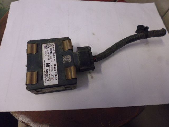 Radar Nissan Qashqai J11 del 2014 codici 284384EA5A codice Bosch 0203300114.