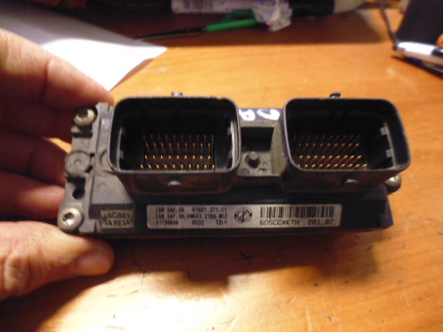 Centralina motore IAW 5AF.SK HW603 scodificata. Per Fiat Panda Natural Power. Centralina motore IAW 5AF.SK HW603 scodificata. Per Fiat Panda Natural Power.