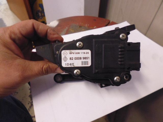 Potenziometro Renault 8200089851 6PV00811924.