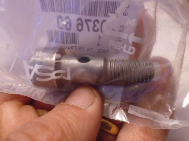 Vite raccordo olio lubrificante turbo compressore 037660 Peugeot Citroen Ford Volvo 1.6 HDI TDCI.