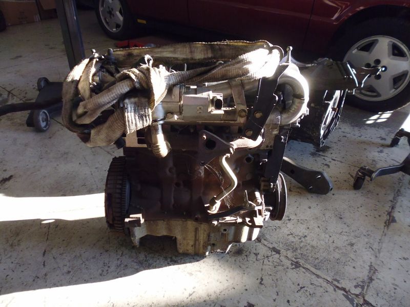 Motore K9K B7 1.5 Dci Rnault Clio del 2003.