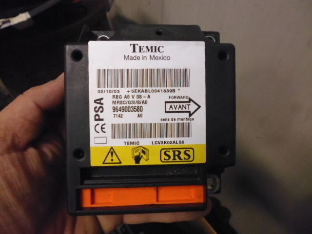 Centralina airbag 9649003580 Citroen C2 motore 8HX 1,4 HDI 50 kw.