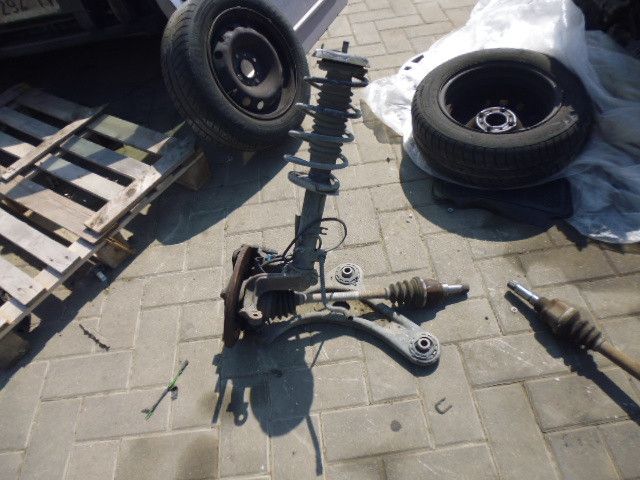 Fusello anteriore sinistro completo per Citroen C2 motore 8HX 1,4 HDI 50 kw.