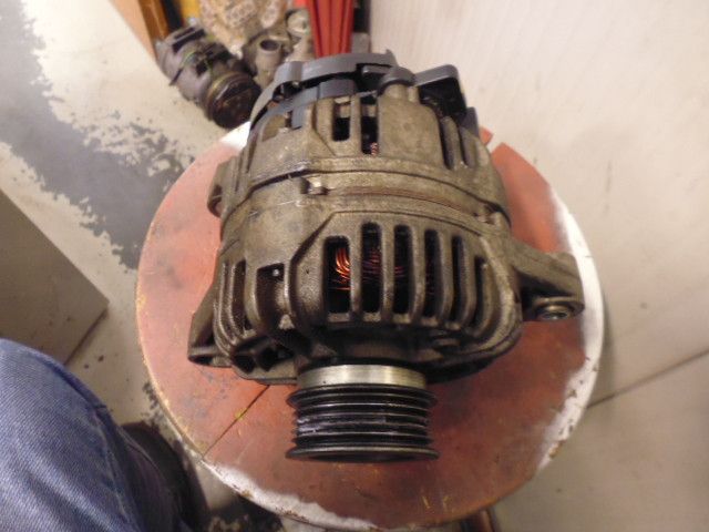 Alternatore Bosch 0124325145 46841963 per Fiat Multipla seconda serie 1.6 bipower. Alternatore Bosch 0124325145 46841963 per Fiat Multipla seconda serie 1.6 bipower.