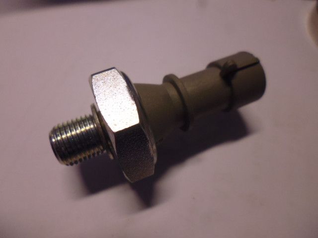 Interruttore pressione olio originale FIAT 55233423.