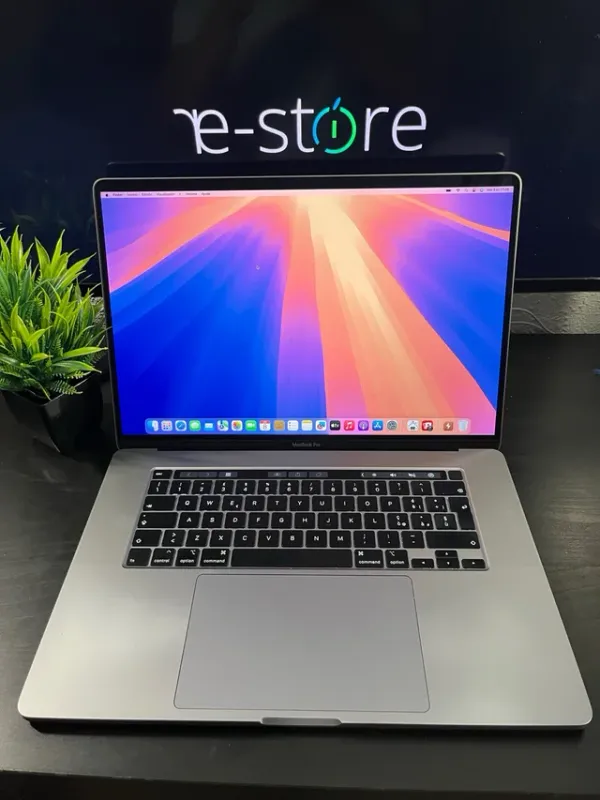 MacBook Pro 16" 2019 intel i9 / 1tb