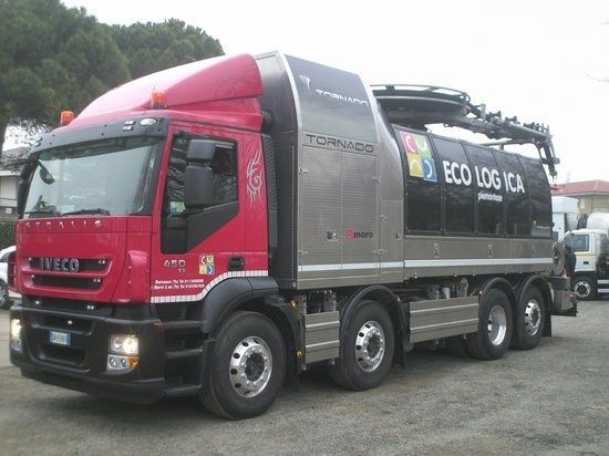 TORNADO IVECO STRALIS 450