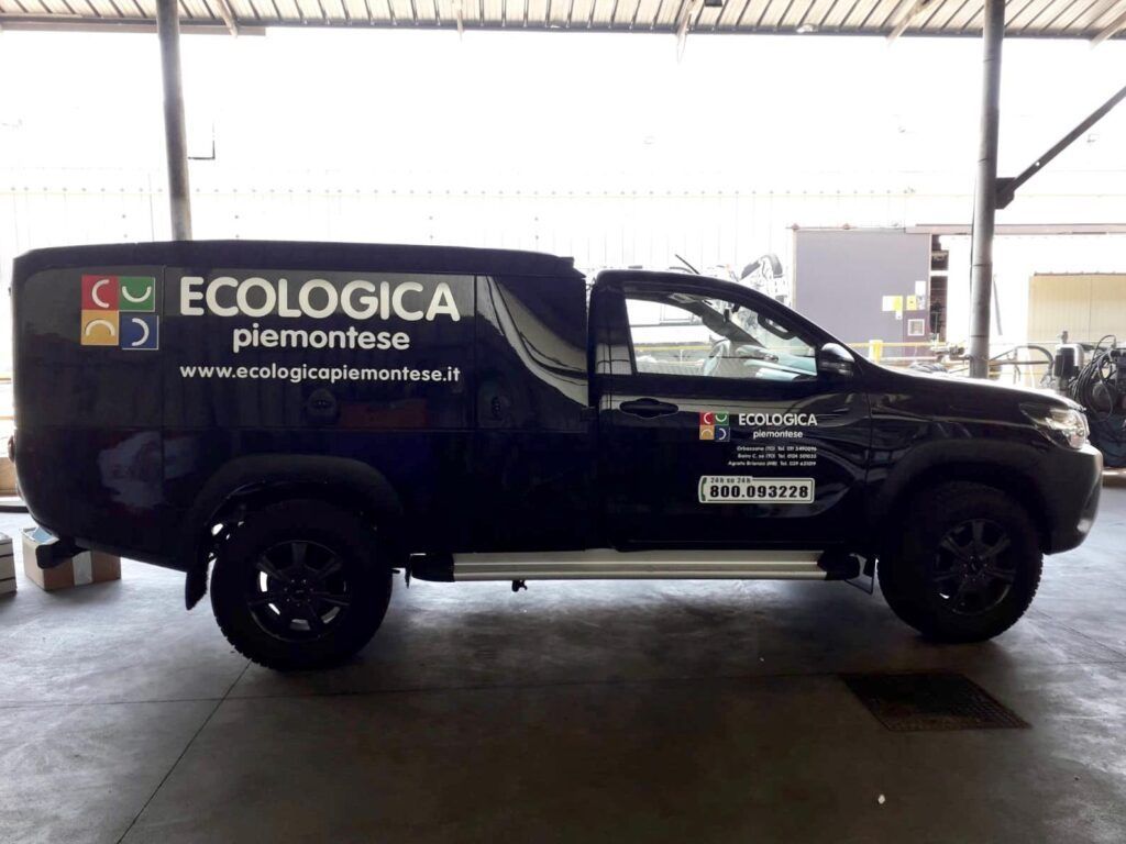 TOYOTA PICK UP 4X4