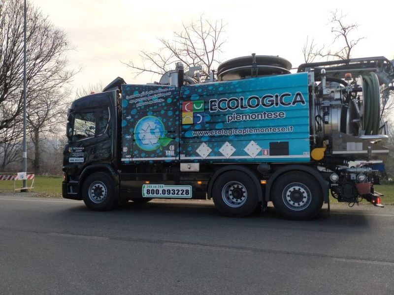 SCANIA R450 - autospurghi