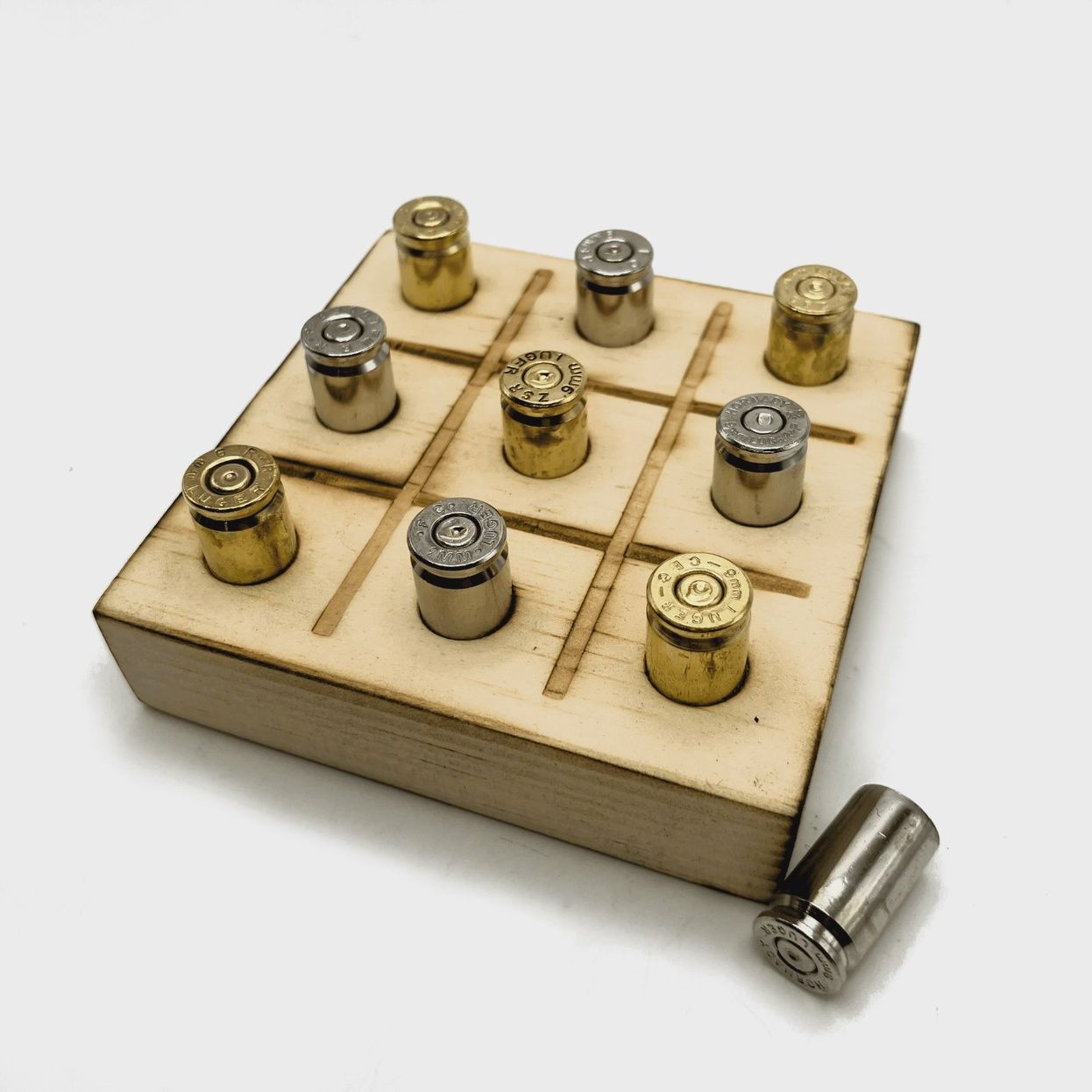 The Ultimate Man Cave Tic Tac Toe Game – Rustic Wood &amp; Bullet Casing Pieces