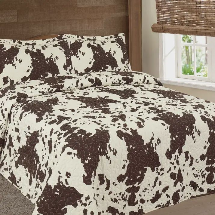 Cowprint  Bedspread set, Size: Queen