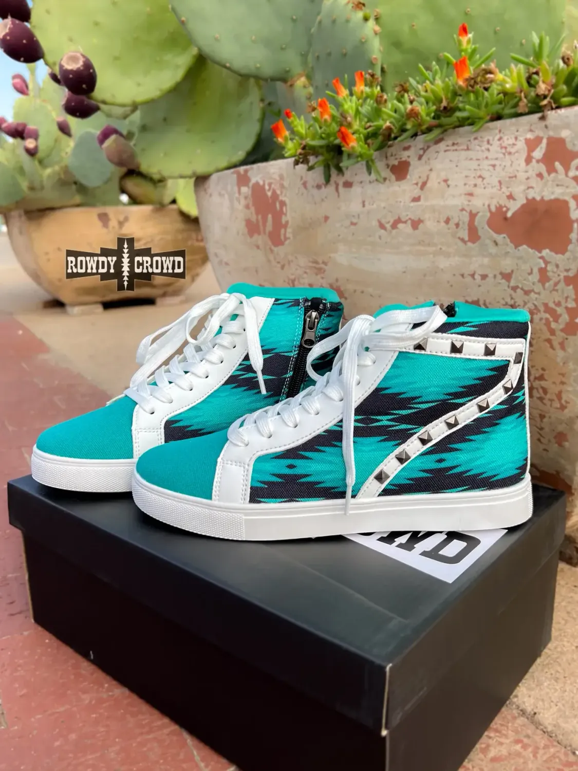 Aztec High Top Sneaker, Size: 7