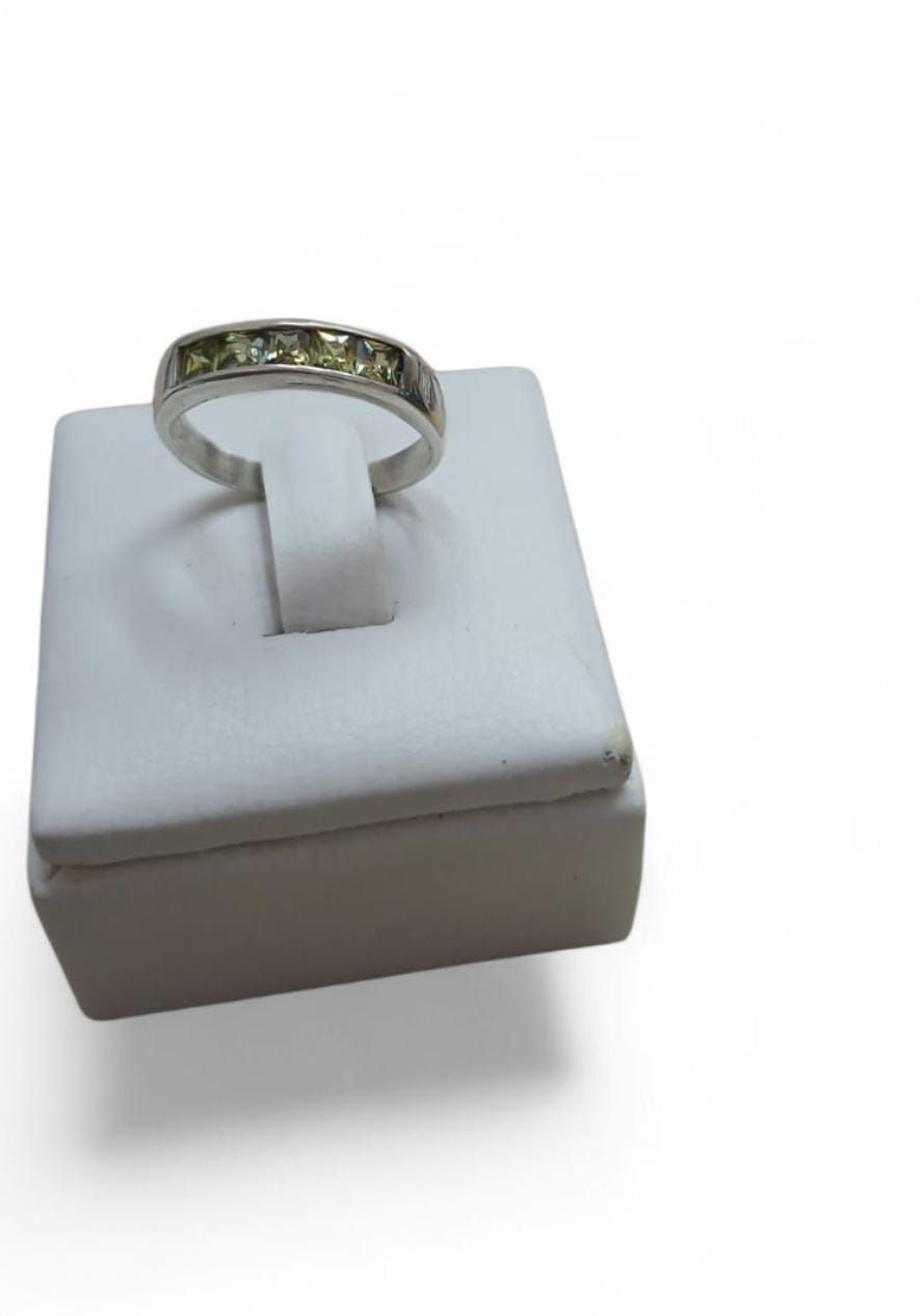 Anillo plata 925, con piedras en tonos verdes