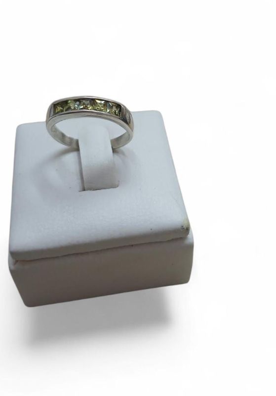 Anillo plata 925, con piedras en tonos verdes