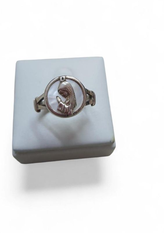 Anillo plata 925 y piedra nacar.