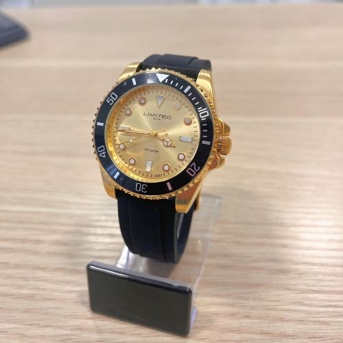 Reloj LIMITED 8067