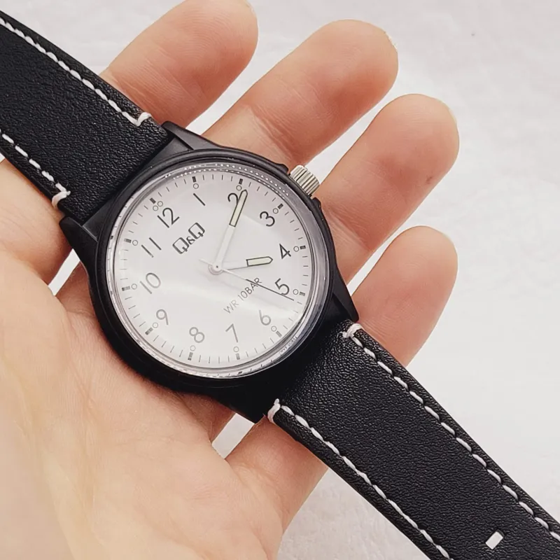 RELOJ Q&amp;Q ANÁLOGO