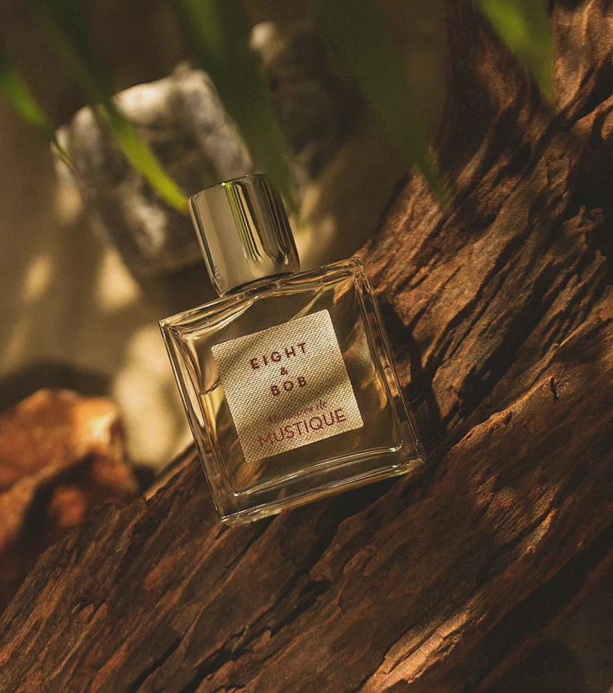 EIGHT &amp; BOB - MUSTIQUE