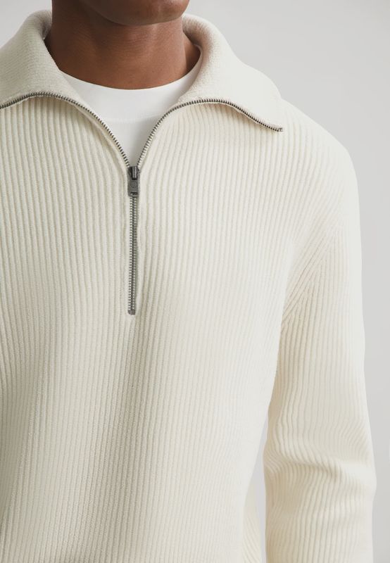 DSTREZZED - JOSIAH SKIPPER - 405708-AW25