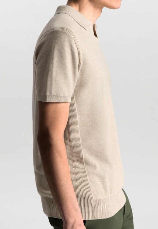 DStrezzed - 420026-NOS