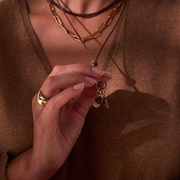 The Finds - Scarlett