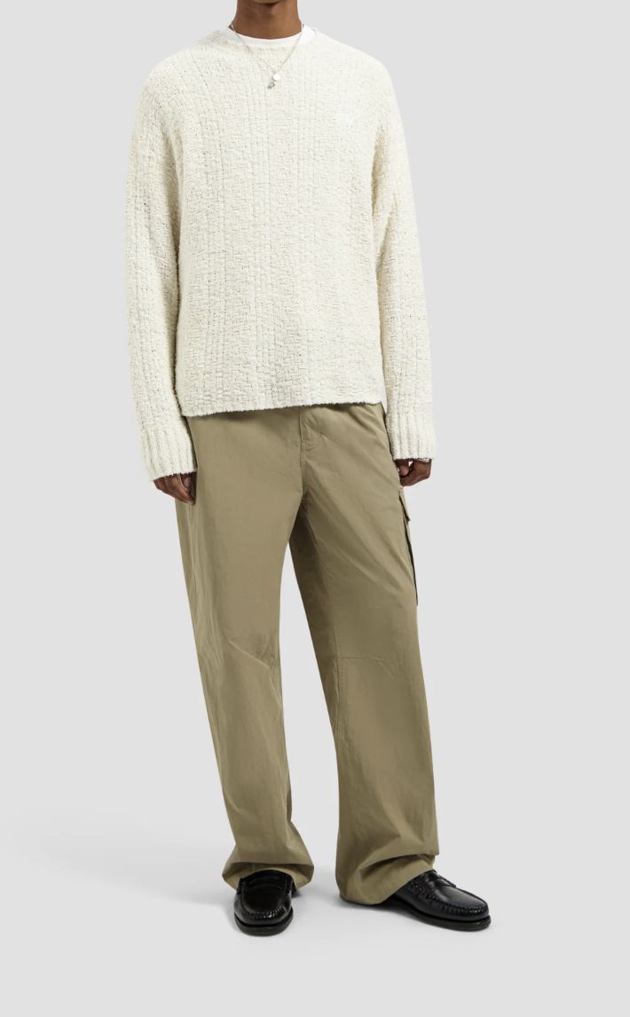 ØLÅF - TEXTURED BOXY KNITTED CREWNECK