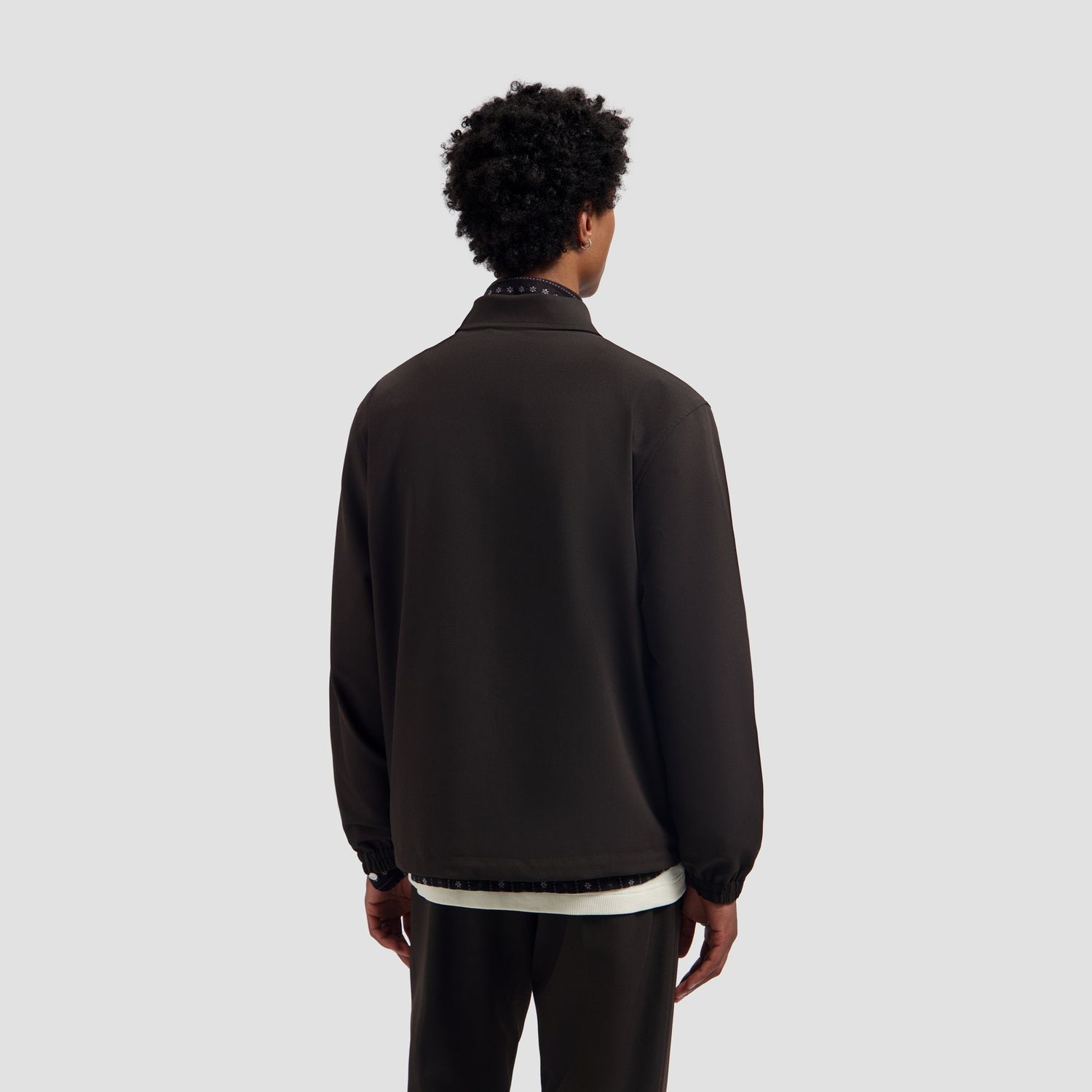 ØLÅF Coach Jacket Chocolate Plum, worn