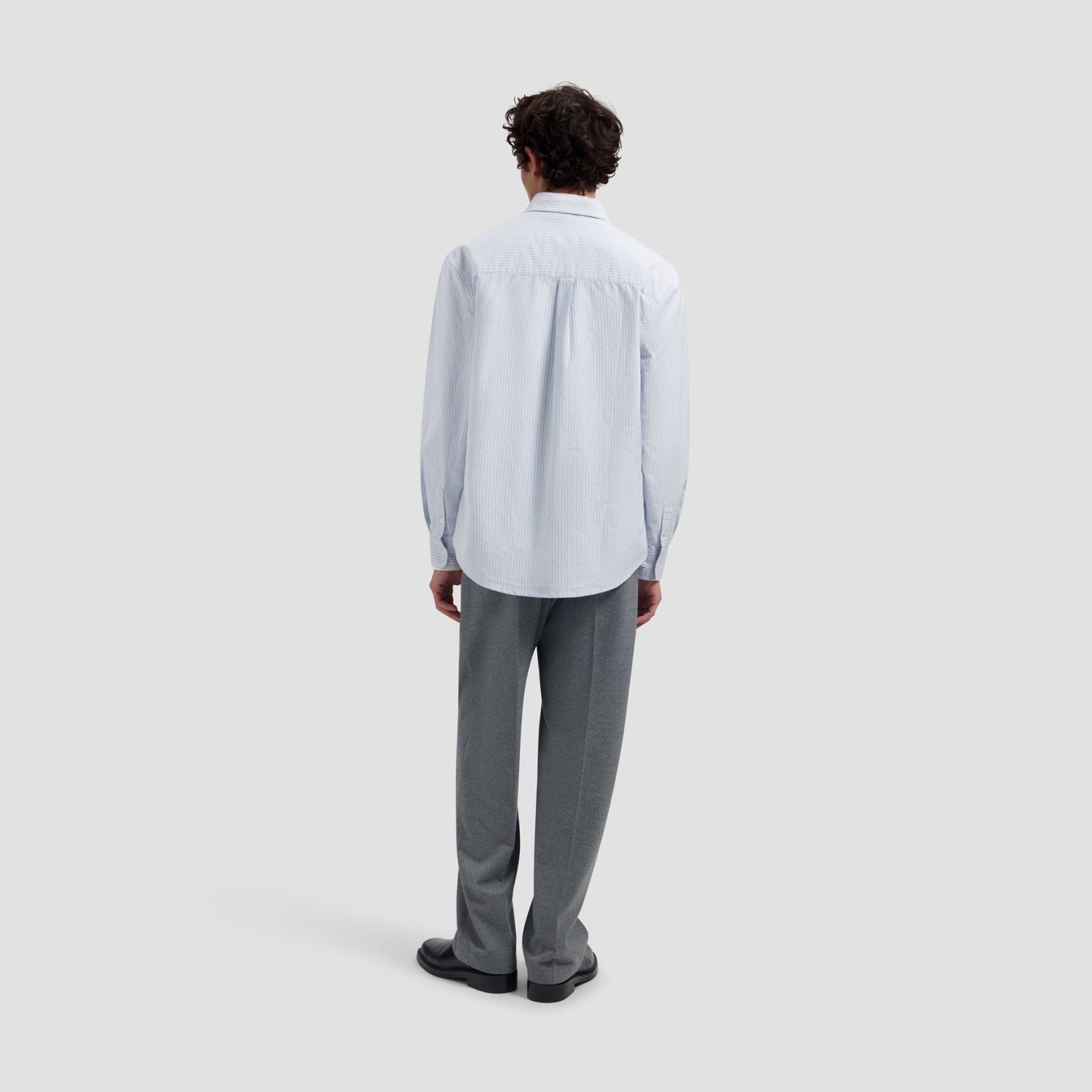 ØLÅF Oxford Relaxed Shirt White/Navy Academy, worn, full look