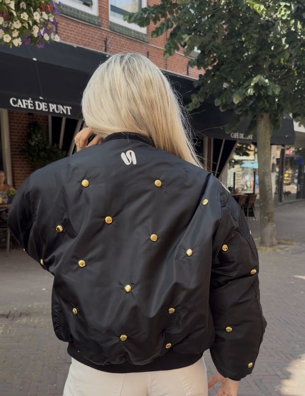 Suus the Label Bomber all over studs