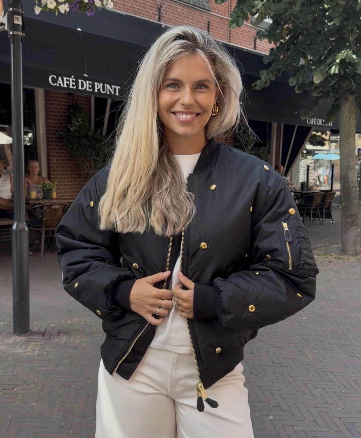 Suus the Label Bomber all over studs