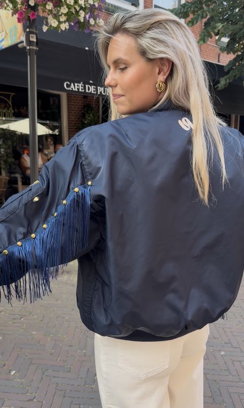 Suus the label Bomber Franjes