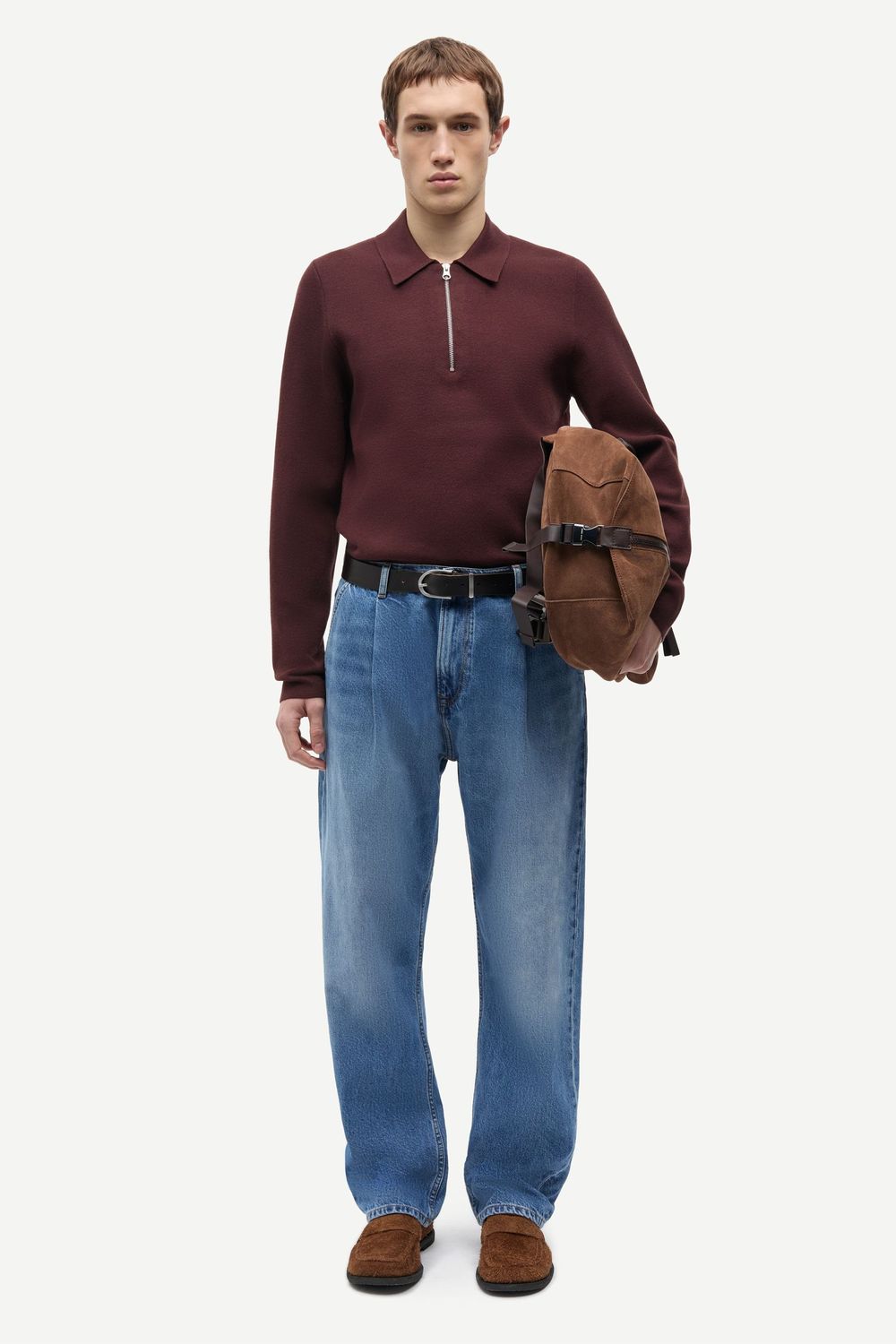 SAMSØE SAMSØE Guna Half Zip Bitter Chocolate, worn