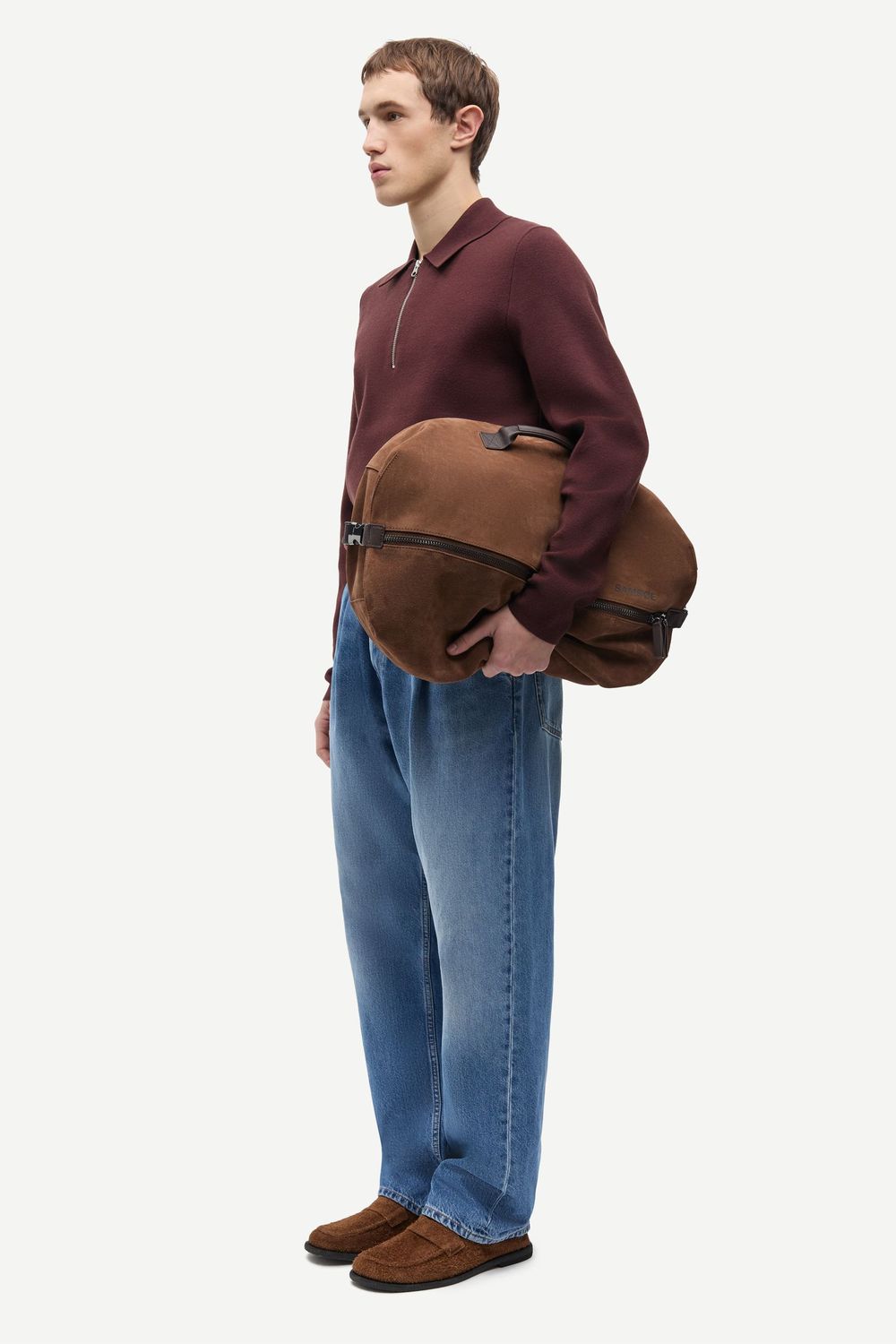 SAMSØE SAMSØE Guna Half Zip Bitter Chocolate, worn