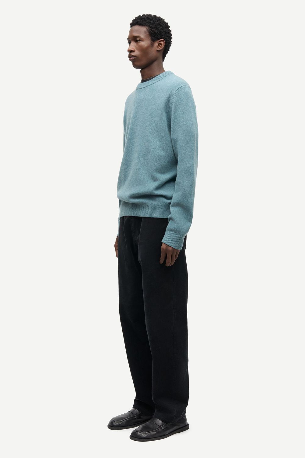 SAMSØE SAMSØE Isak Knit Sweater Stormy Sea, worn