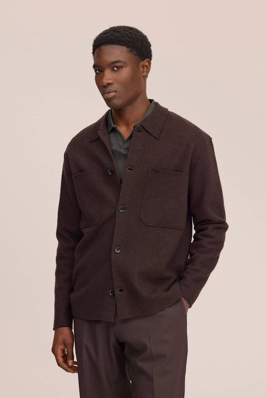 NN07 Jonas Deep Truffle, worn