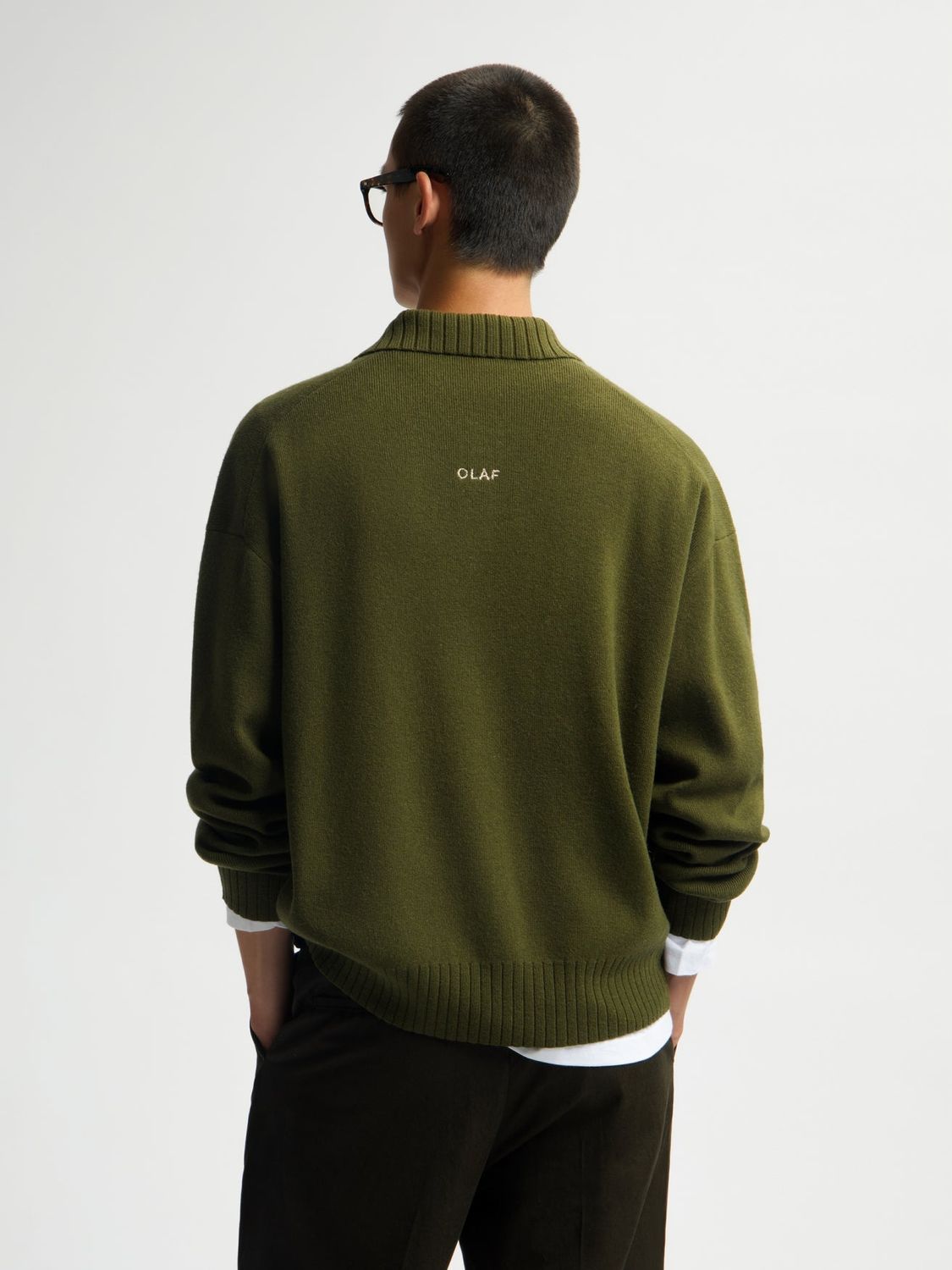 ØLÅF Essential Knitted Polo Kombu Green, worn