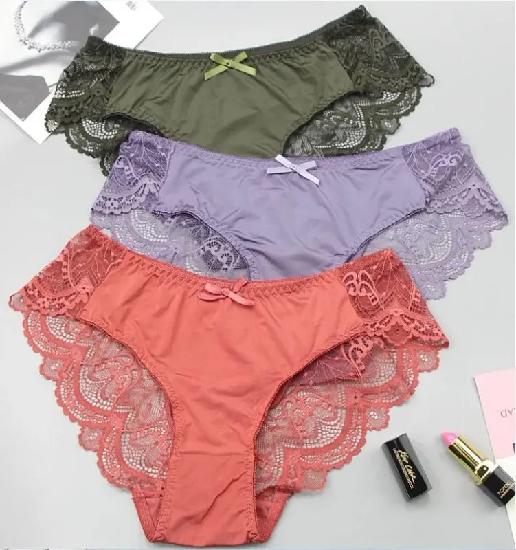 Fashion Design Breathable Women Lace Panties (Pack Of 3)