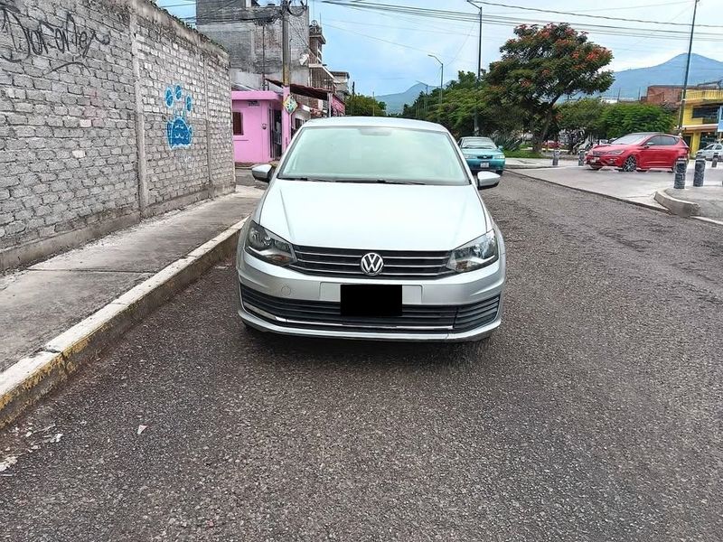 VOLKSWAGEN VENTO COMFORTLINE 2018