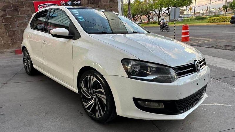 ​VOLKSWAGEN POLO HIGHLINE TURBO 2014