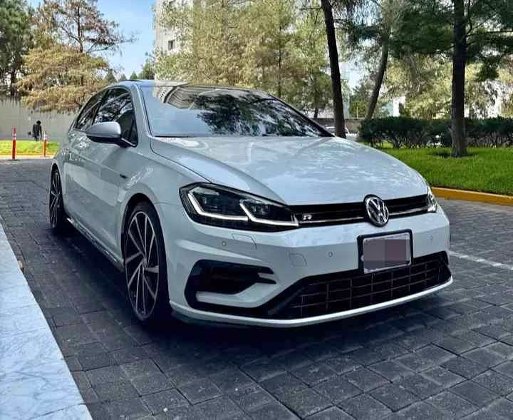 GOLF R