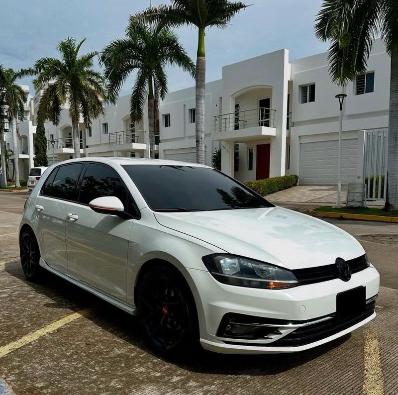 GOLF 2018