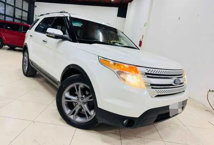 FORD EXPLORER XLT LIMITED 2014