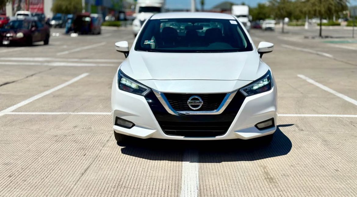 NISSAN VERSA 2022