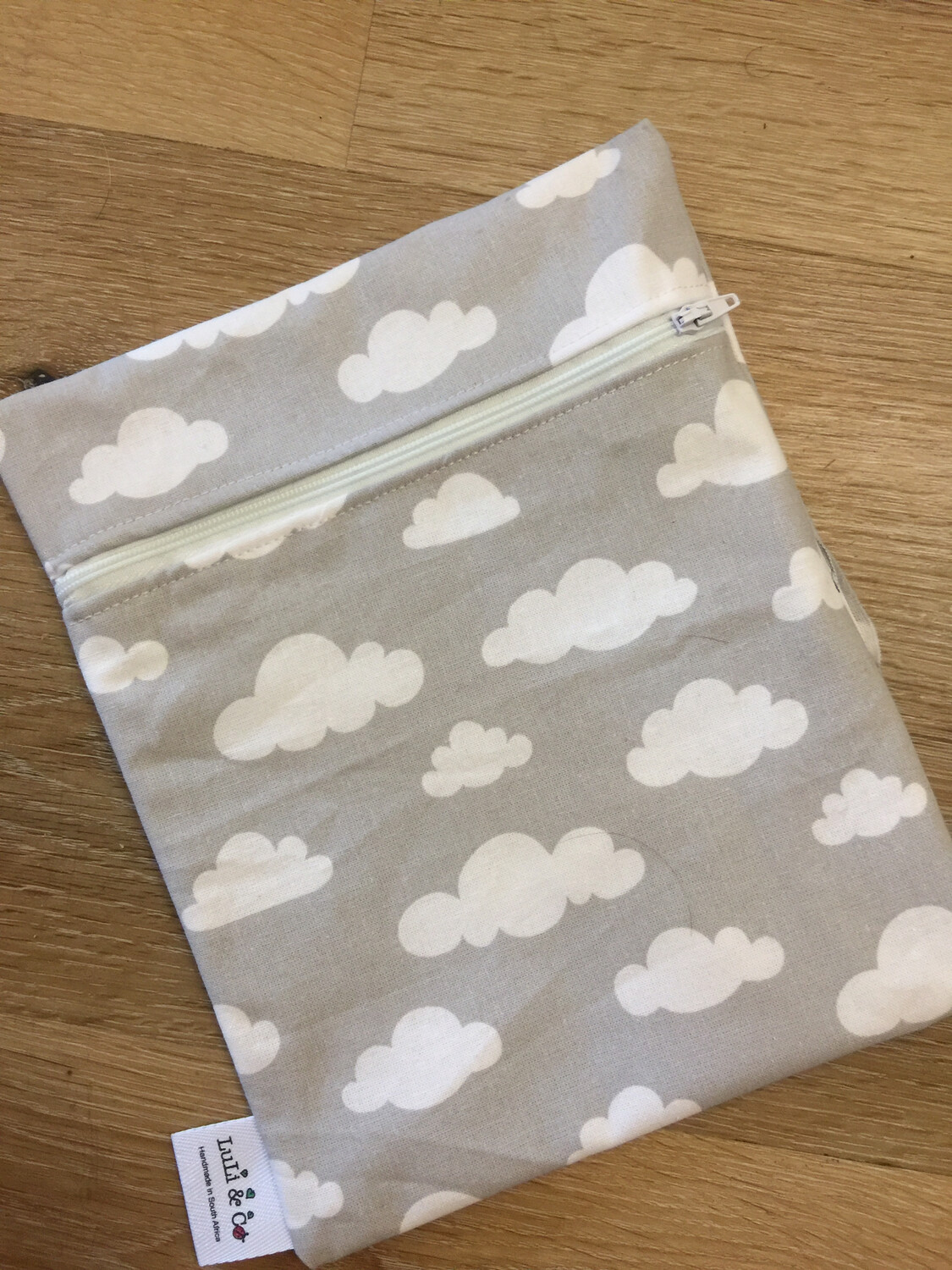Ladycloth Wetbag-Clouds(Large)