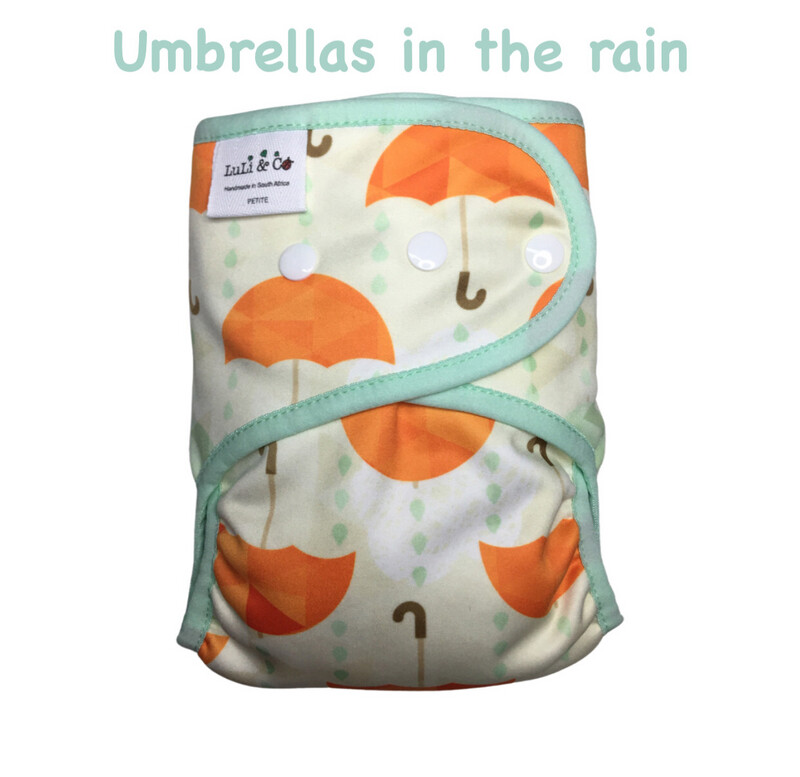 SOFTSHELL COVER - UMBRELLAS IN THE RAIN