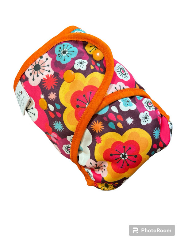SOFTSHELL COVER - HIPPY FLORAL