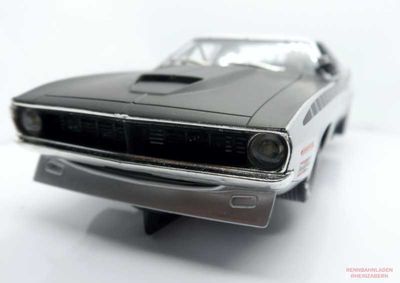Plymouth Cuda Silver Street Car SCX 1:32
