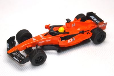 Formel 1 Modell #16 orange