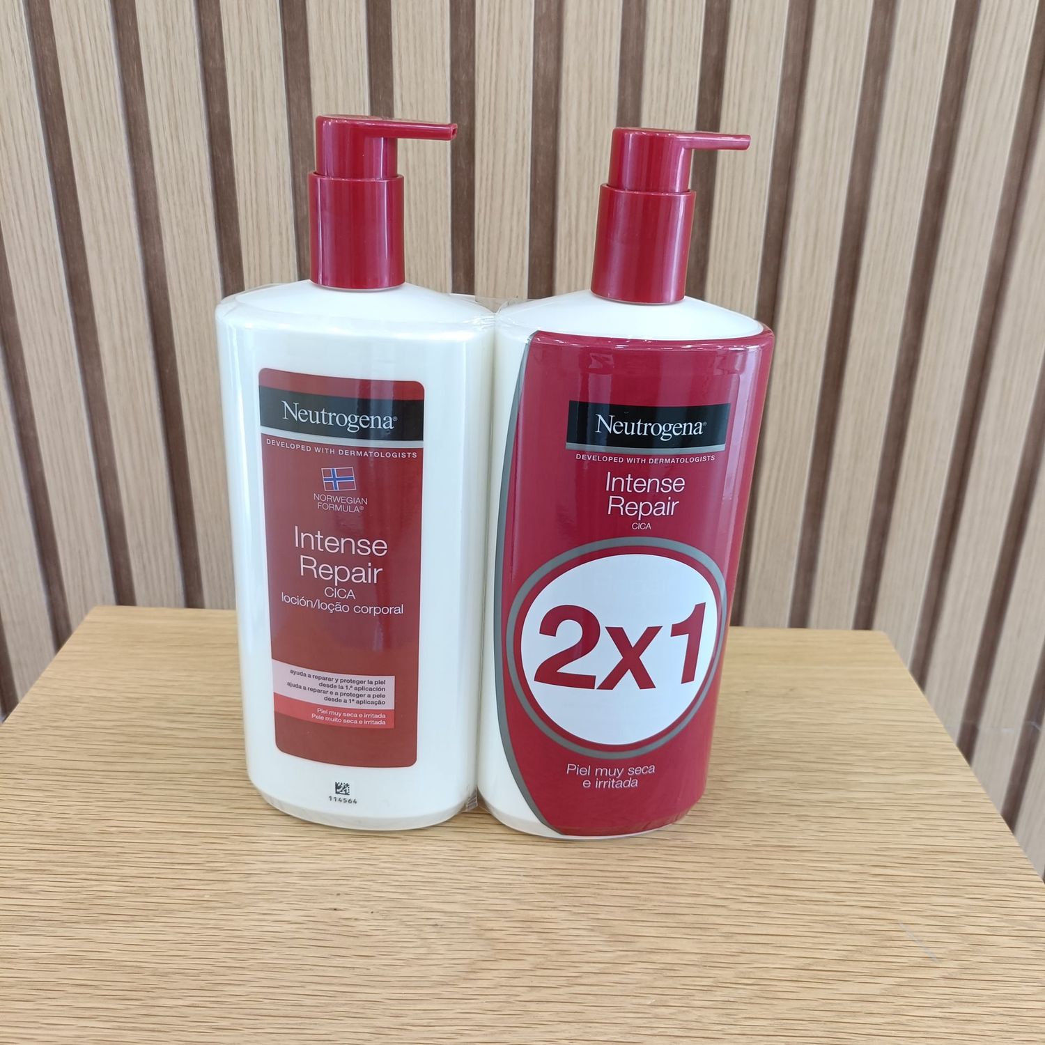 LOCIÓN CORPORAL PIEL MUY SECA NEUTROGENA DUPLO